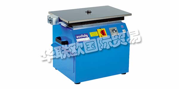 德國(guó)ASSFALG主要產(chǎn)品：ASSFALG磨床、磨邊機(jī)、倒角機(jī)、銑邊機(jī)等。ASSFALG公司的歷史始于1932年，當(dāng)時(shí)的老板Ronald Assfalg的祖父和Junior Christian Assfalg的曾祖父已經(jīng)建立了Assfalg業(yè)務(wù)。他從第二次世界大戰(zhàn)后高度需求的工具開(kāi)始。工具和工具機(jī)器在金屬加工行業(yè)中得到廣泛應(yīng)用，因此Assfalg在其程序中包括倒角和去毛刺機(jī)器。從現(xiàn)在起Assfalg的發(fā)展，牛逼，他的ACE金屬，因?yàn)榧夹g(shù)要求和機(jī)器的spezialisations占了上風(fēng)。