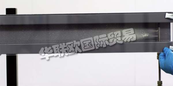 德國PFINDER主要產(chǎn)品：PFINDER防護(hù)蠟、清洗劑等。PFINDER是一家成功且獨立的公司，已有100多年的歷史。 Pfinder公司成立于1884年，從其作為頂級制造商和“符騰堡皇家法院供應(yīng)商”的角色發(fā)展成為汽車行業(yè)，供應(yīng)商和其他行業(yè)領(lǐng)域的靈活，稱職和創(chuàng)新的合作伙伴。 40多年蠟保護(hù)經(jīng)驗的結(jié)果是獲得汽車行業(yè)OEM認(rèn)證的產(chǎn)品，在空腔保護(hù)方面的市場領(lǐng)導(dǎo)地位以及他們在全球70多家汽車工廠中永久使用他們的產(chǎn)品。 Pfinder產(chǎn)品每年用于超過9,000,000個體內(nèi)。